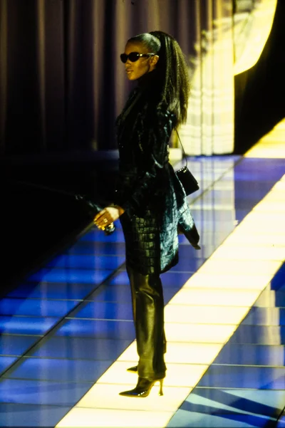 Look 12